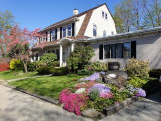 139 Ridge St, Pawtucket, RI 02860-6153