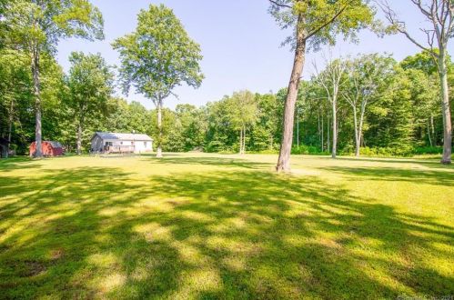 20 Stagecoach Rd, Exeter CT  06249-1647 exterior