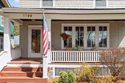 1799 Ashland Ave, Saint Paul, MN 55104-6036