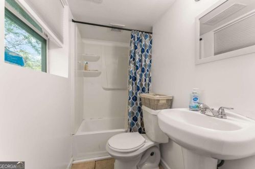 1772 Mackinaw Pl, Smyrna GA  30080-4535 exterior