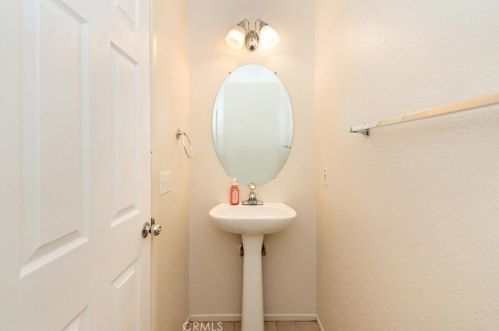 17446 Meadow Rock Dr, Riverside CA  92503-8706 exterior