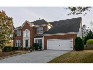 917 Summer Forest Dr, Suwanee, GA 30024-7462