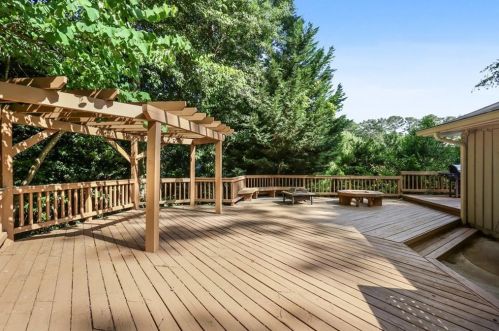 3503 Hillstone Ct, Atlanta GA  30319-1919 exterior