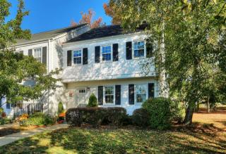 69 Hampshire Dr, Mendham, NJ 07945-2003