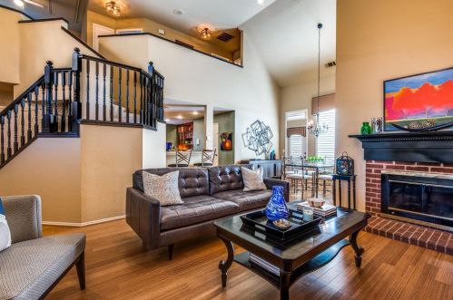 337 Touchdown Dr, Irving TX exterior