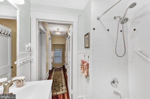 415 2nd Ave, Haddon Heights NJ  08035-1406 exterior