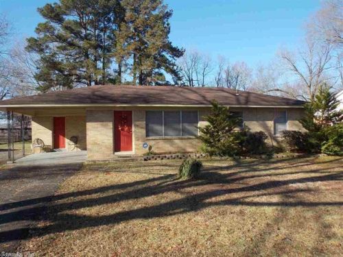 108 Holly St, Beebe, AR 72012-3506