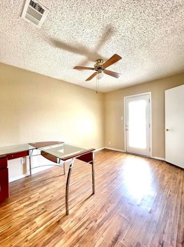 10221 Sunset View Dr, Fort Worth TX  76108-4075 exterior