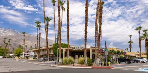 1645 Andee Dr, Palm Springs, CA 92264-5013