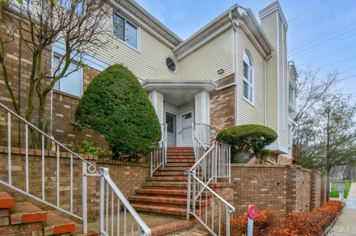 603 Madaline Dr, Avenel, NJ 07001-1360