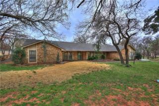 1420 Circle Gln, Edmond, OK 73025-2806