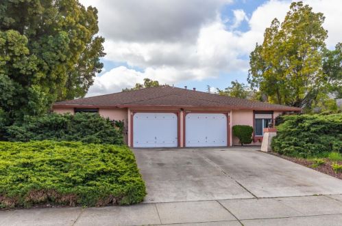 5740 Malpas Dr, San Jose, CA 95124-6518