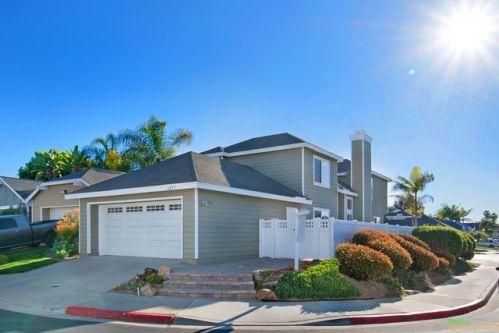 6857 Seaspray Ln, Carlsbad, CA 92011-3738