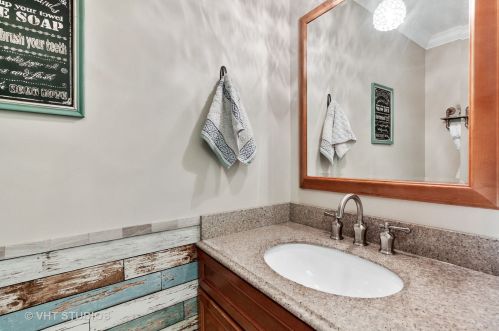 864 Burning Trl, Carol Stream IL  60188-9190 exterior