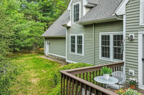 13 Windcrest Dr, Granby CT  06035-2425 exterior