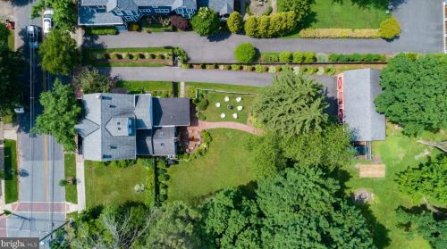 59 Potter St, Tavistock NJ 08033-1312 exterior