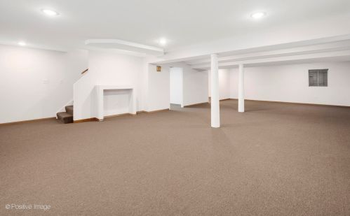 12133 Walker Rd, Lemont IL  60439-4519 exterior
