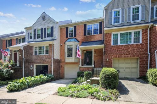 9393 Peter Roy Ct, Springfield, VA 22015-4250
