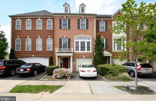 1003 Hotchkiss Pl, Fredericksburg, VA 22401-8404