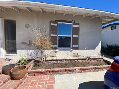 10712 Lesterford Ave, Downey, CA 90241-3027