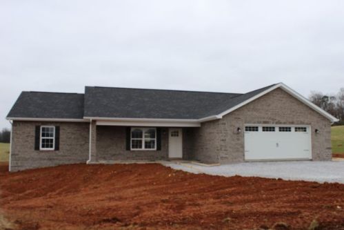 1985 Rays Gap Rd, Pigeon Forge, TN 37876-0106