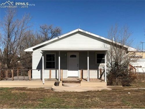 1075 8th St, Calhan, CO 80808-8626