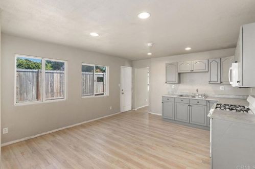 172 Palomar St, Chula Vista CA  91911-3433 exterior