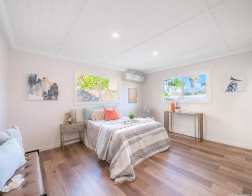 1346 Nehoa St, Honolulu HI  96822-3074 exterior