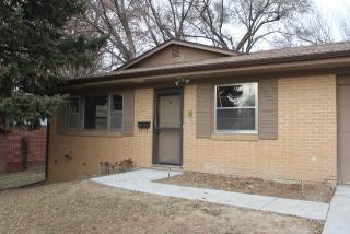 3004 Pleasant Dr, Bellevue, NE 68147-1330