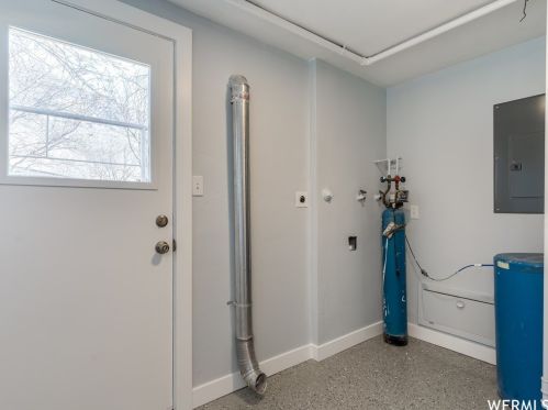 638 700, Perry UT 84302-1621 exterior