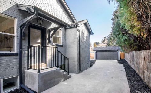 2028 Elm St, Denver CO  80207-3807 exterior