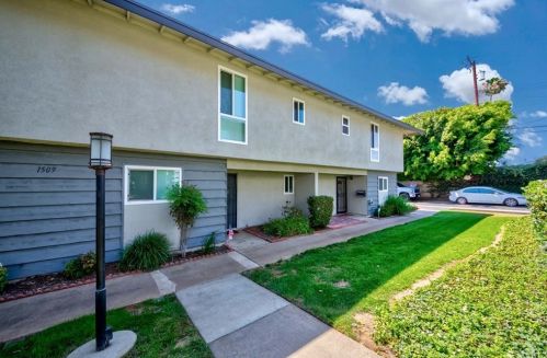 1509 Prospect Ave, Placentia, CA 92870-3823