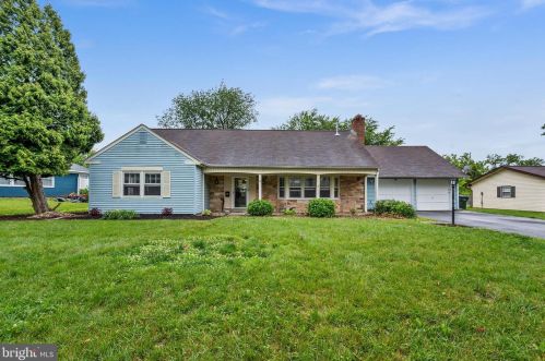38 Chalford Ln, Willingboro, NJ 08046-3402