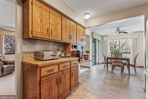 600 Donegal Cir, Saint Paul MN  55126-4715 exterior