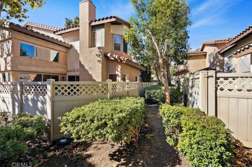 3745 Camino Anguilla, Riverside, CA 92503-4539
