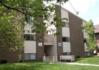 1683 Summit St, Columbus OH  43201-1860 exterior