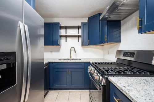 3098 Destin Cir, Lithonia GA  30078-3199 exterior