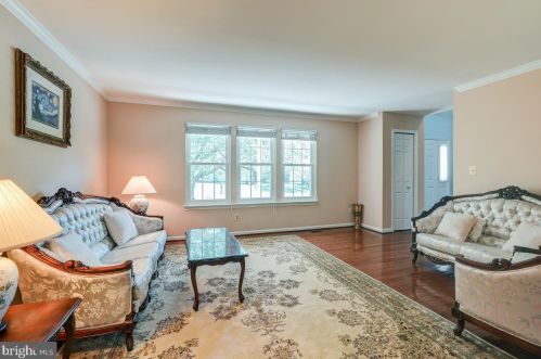 344 Greenspring Ln, Silver Spring MD 20904-1165 exterior