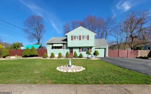 18 Wabash Ave, Wharton, NJ 07885-2411