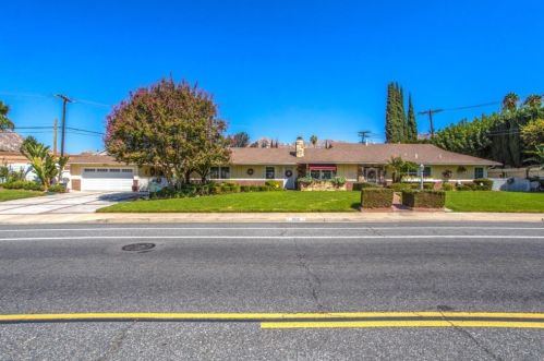 3520 Watkins Dr, Riverside, CA 92507-4609