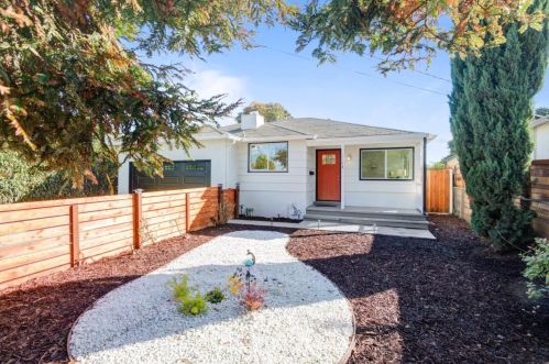 1148 Camellia Dr, Palo Alto, CA 94303-2626