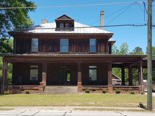 236 Main St, Norris, GA 30828-8100