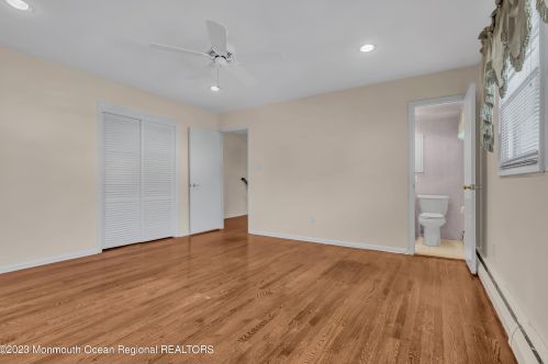 4 Judith Ct, Tinton Falls NJ  07712-4136 exterior