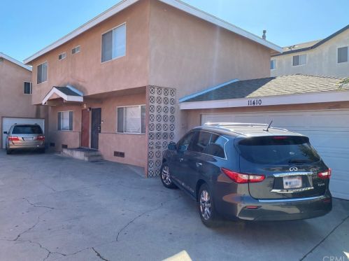 11410 Cedar Ave, Hawthorne, CA 90250-2444