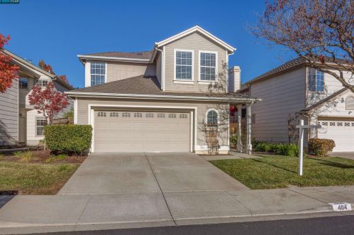 404 Orchard View Ave, Pacheco, CA 94553-3552