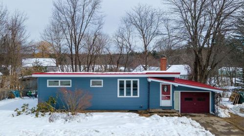 296 Green St, Somersworth, NH 03878-1605