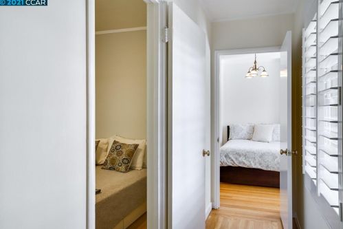 1399 Grv Way, Concord CA  94518-1208 exterior