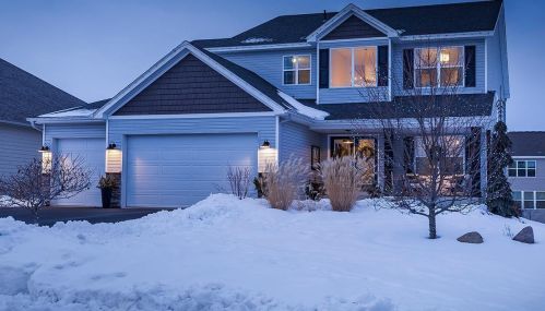832 Yellowstone Trl, Minnetrista, MN 55387