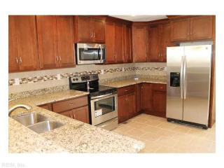619 Waukesha Ave, Norfolk, VA 23509-1534