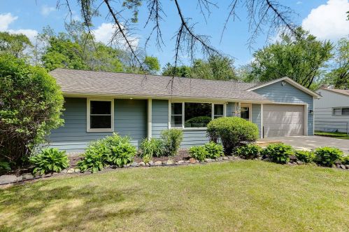 2095 Blomquist Ave, Saint Paul MN  55110-4701 exterior